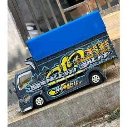 HotSale Miniatur Truk Oleng Truk Oleng Kayu Asli Truk Oleng Full Variasi Lampu Bonus Terpal Dan Seti