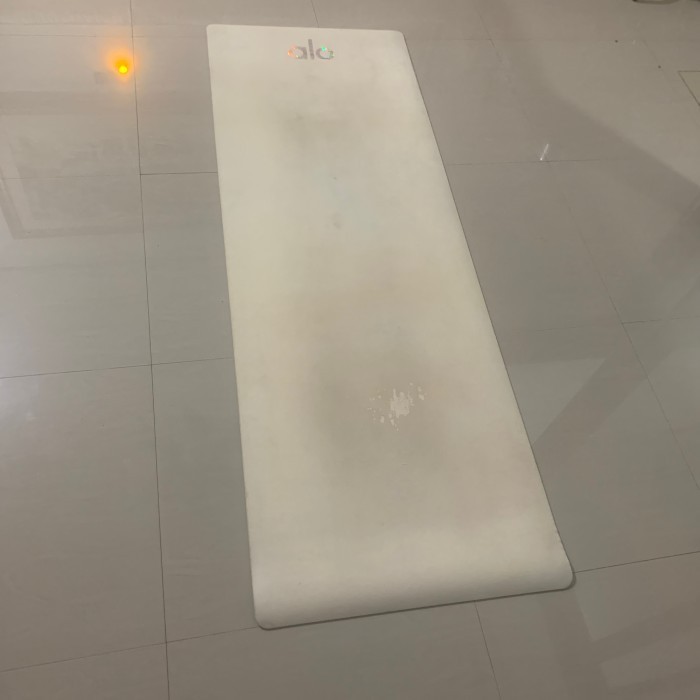 Mai Alo Yoga Warrior Mat Putih Original