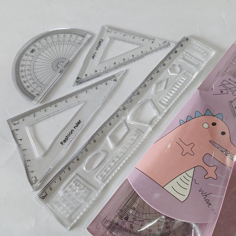 

Satu Set ( 4 Pcs ) Penggaris Set Dompet Karakter Lucu 4 In 1 20 Cm Best Seller