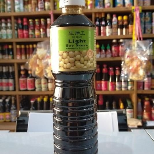 

Tai Hua Light Soy Sauce - Kecap Asin 640Ml