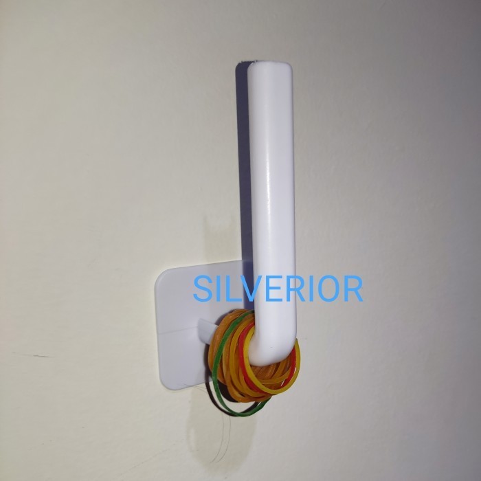 

ALAT GANTUNG TEMPAT HOLDER GANTUNGAN SIMPAN KARET GELANG TANPA PAKU