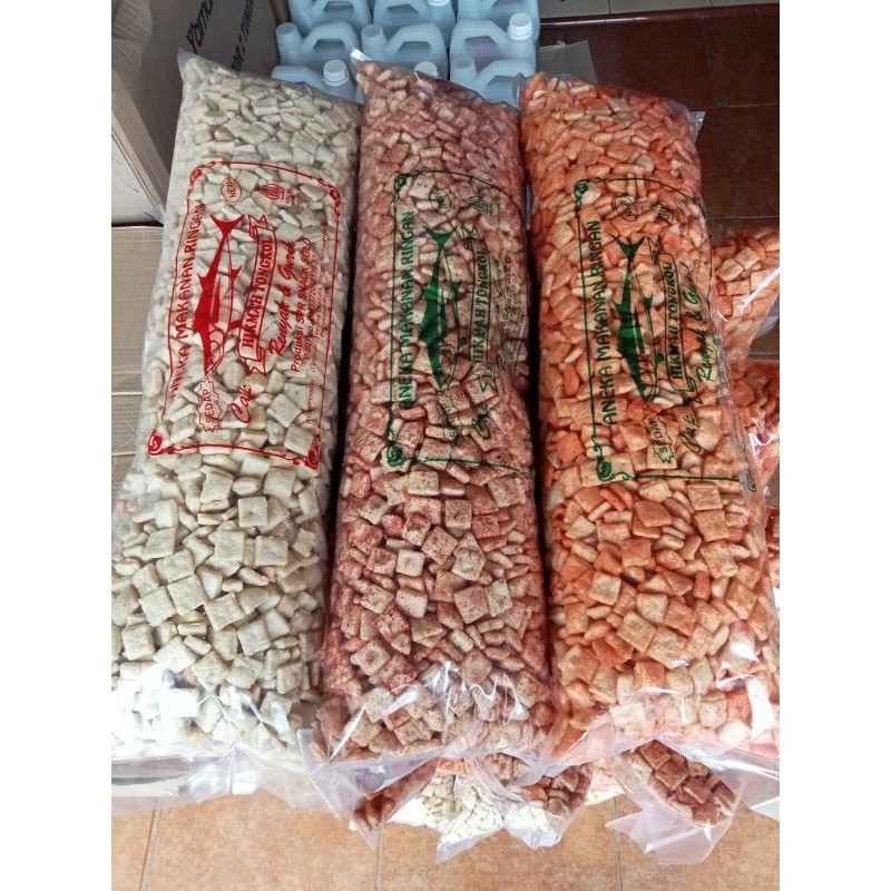 

Kerupuk tahu kemasan 1kg