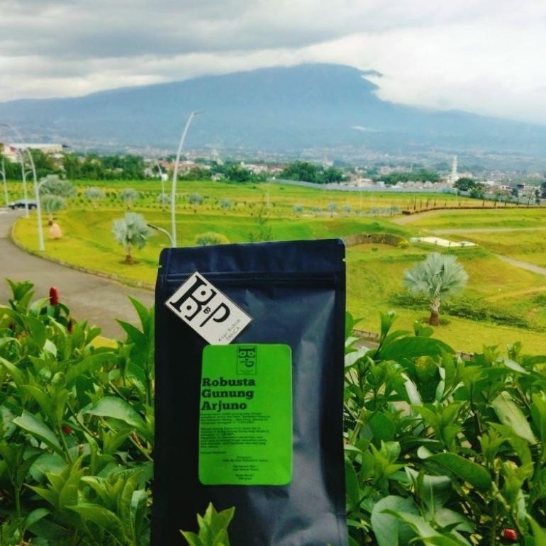 

re-65 Kopi Bubuk Robusta Gunung Arjuno Premium 200 gram, Murni 100% Kopi. Viral
