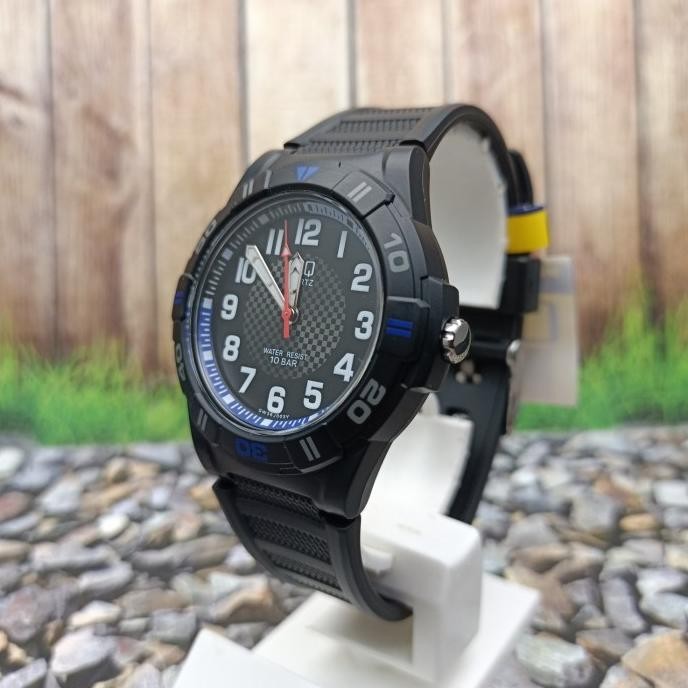 Q&Q Qq Qnq Analog Jam Tangan Pria Karet Hitam Gw36J002Y Original
