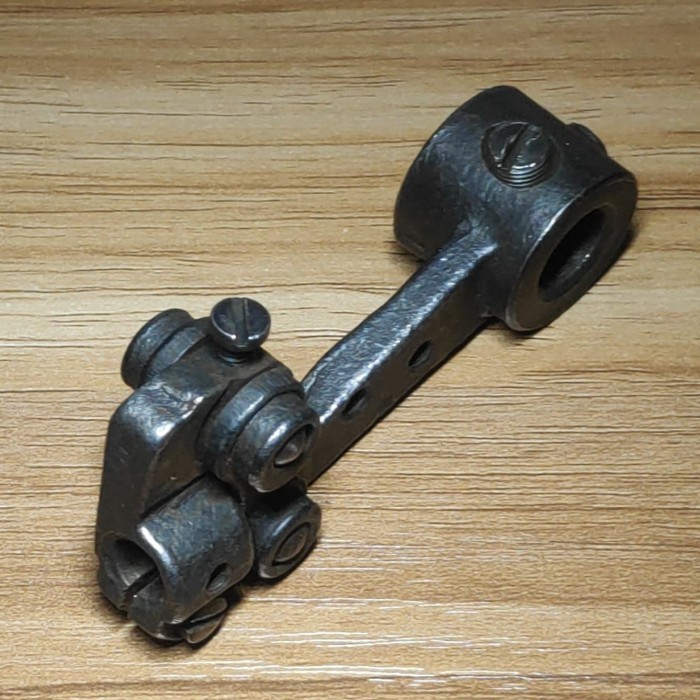 

Terlaris Engkol Tiang Jarum Mesin Obras Kecil 42104 - Set SALE