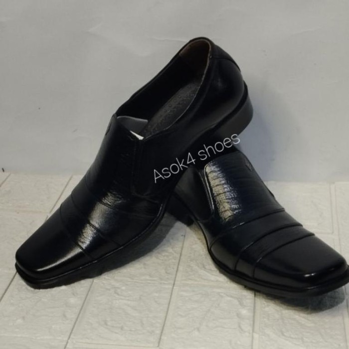 Sepatu Pantofel Kulit Sapi Asli