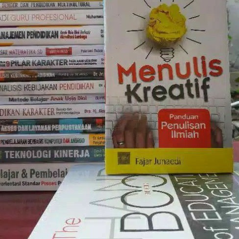 MENULIS KREATIF PANDUAN PENULISAN ILMIAH #PRENADA