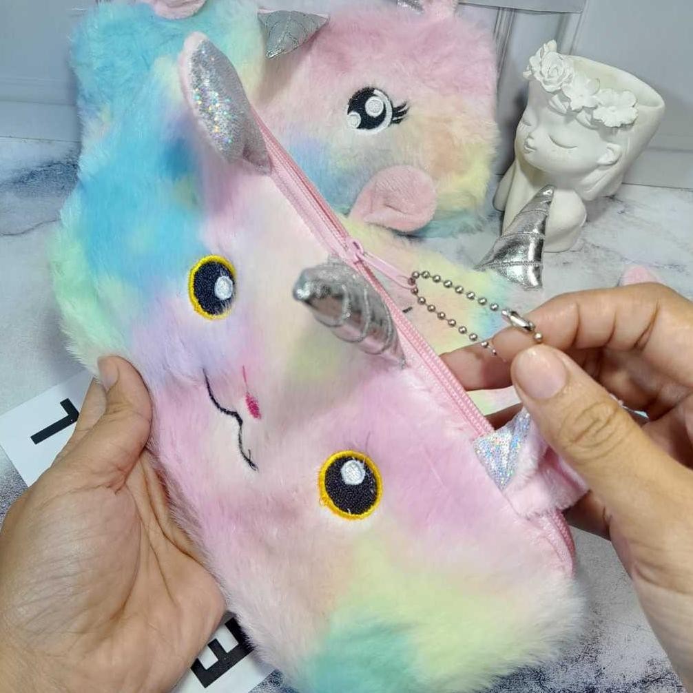 

Flash Sale Kotak Pensil Unicorn Bulu Rainbow Model Wajah Merem Cute Termurah Tempat Pensil Murah Model Kuda Poni Unicorn Best Quality Warna Cantik Ready Grosir Cod Hig Quality