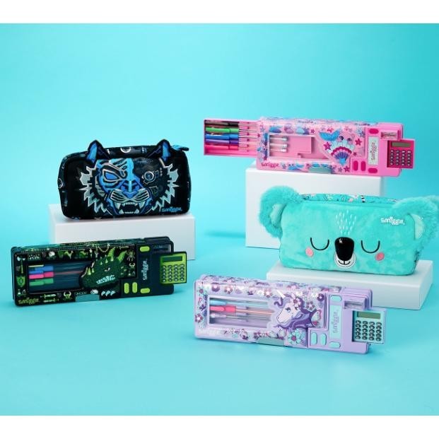 

SMIGGLE POP UP PENCIL CASE MAGNET CALCULATOR