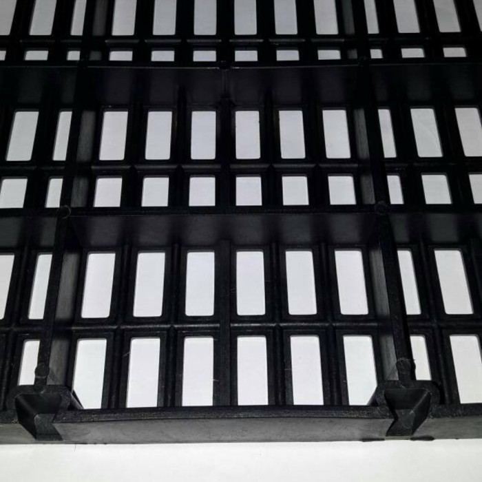 

Palet Plastik Alas Tatakan Kandang Pallet Footrest Foot Rest 90x30 CM