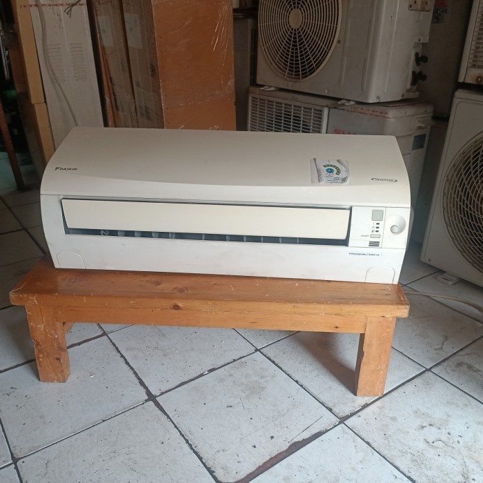 AC INDOOR DAIKIN INVERTER 1PK SECOND ADA LAS BEKAS BOCOR