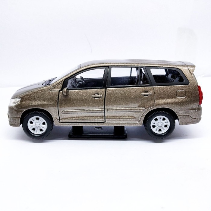Ane Diecast Mobil Kijang Innova Grey - Miniatur Inova Abu Abu 1:43