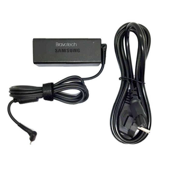 Adaptor Charger Samsung NP905S3G NP930X5J NP940X5J NP915S3G NP530XBB