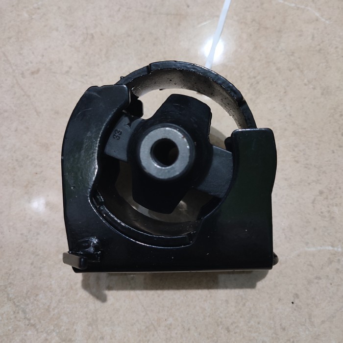 Engine mounting Geely Emgrand EC7