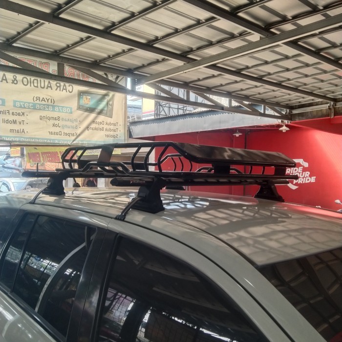 Roof Rack Bagasi Atas Mobil Daihatsu Sigra Merek Buzz Rack + Cross