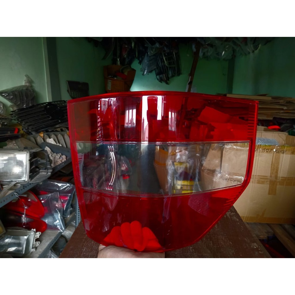 mika suzuki apv lama original