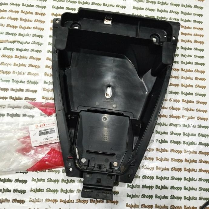 Box Bagasi Helmet Lower Box Suzuki Skydrive