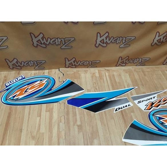 striping Suzuki TS125 imitasi striping Suzuki TS 125 stiker suzuki TS125 stiker TS125 striping TS125