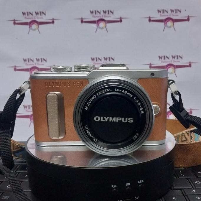 Kamera Camera Mirrorless Olympus E-Pl8 Epl8 Lensa Kit 14-42Mm Original