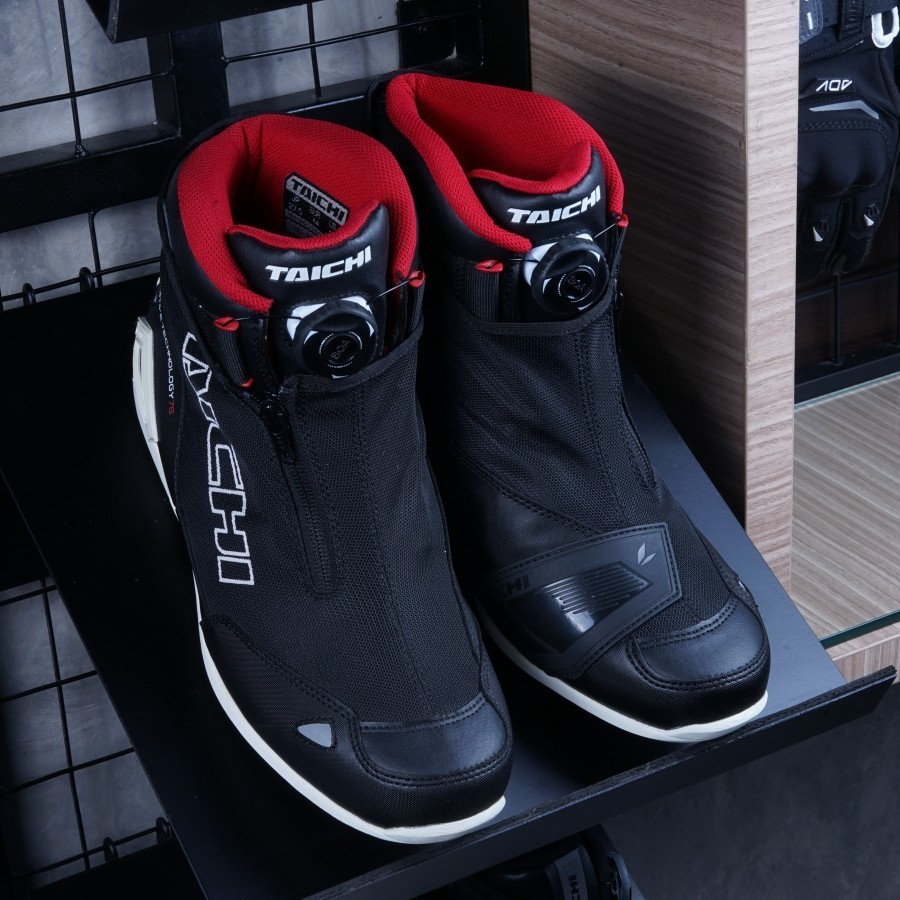 RS TAICHI RSS-008 BOA WRAP AIR RIDING SHOES - Black White, 44