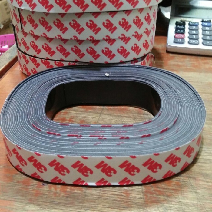 

Magnet Tape 3M 1" X 10 Meter- Doubel Tape Magnet Flexibel