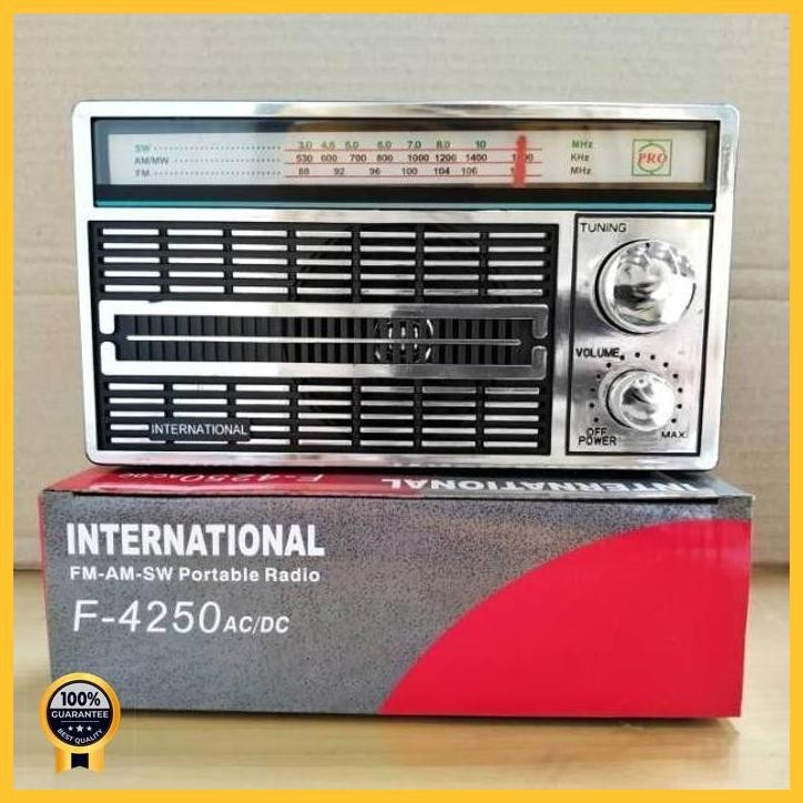 Radio International 77 - Penerima Siaran AM/FM Portabel dengan Kualitas Suara Jernih