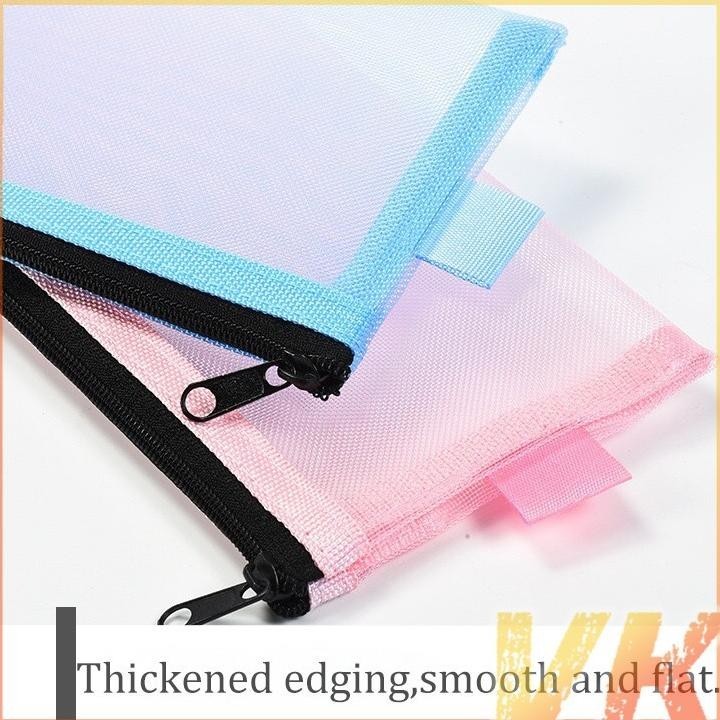 

8.8 A4 A6 Tempat Pensil Transparan / Simple Style-Suning Mall Tas Pensil Bersih Transparan Sederhana Tas Penyimpanan Ujian Siswa Tas Pensil Portabel Khusus Tas Alat Tulis Berkapasitas Besar Tas Kosmetik Tas Sub Kemasan Perjalanan