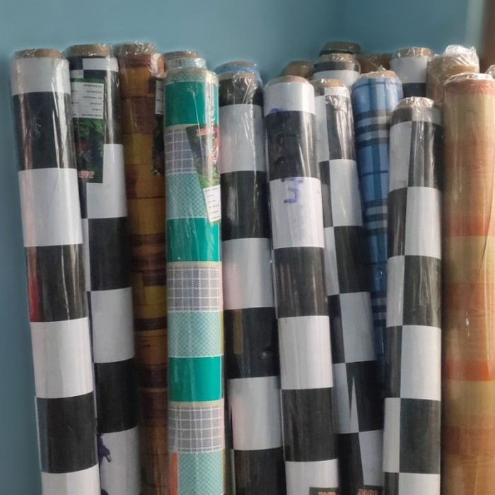 Arja Karpet Lantai Plastik Vinyl / Perlak Lantai / Perlak Meja 1 Roll Panjang 15 Meter Lebar 1,2