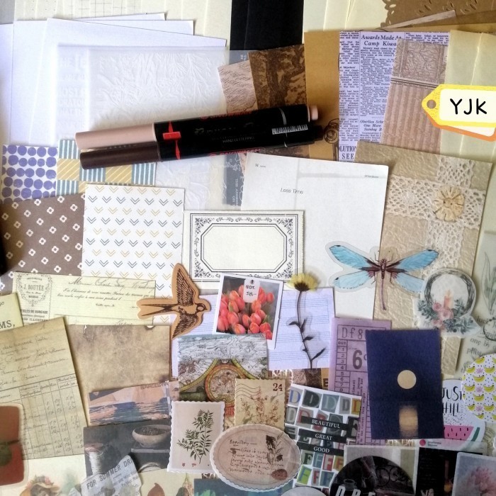 

Ready Dijual Yjk Exclusive!!!! Crown Journal Kit 150++Pc -Scrapbook Vintage