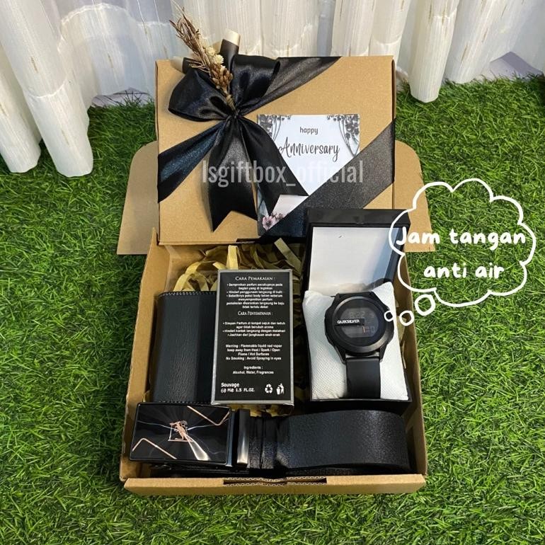 

dg-78 (JAM ANTI AIR)HAMPERS COWOK EDISI FULL BLACK (HARD BOX PREMIUM) Berkualitas