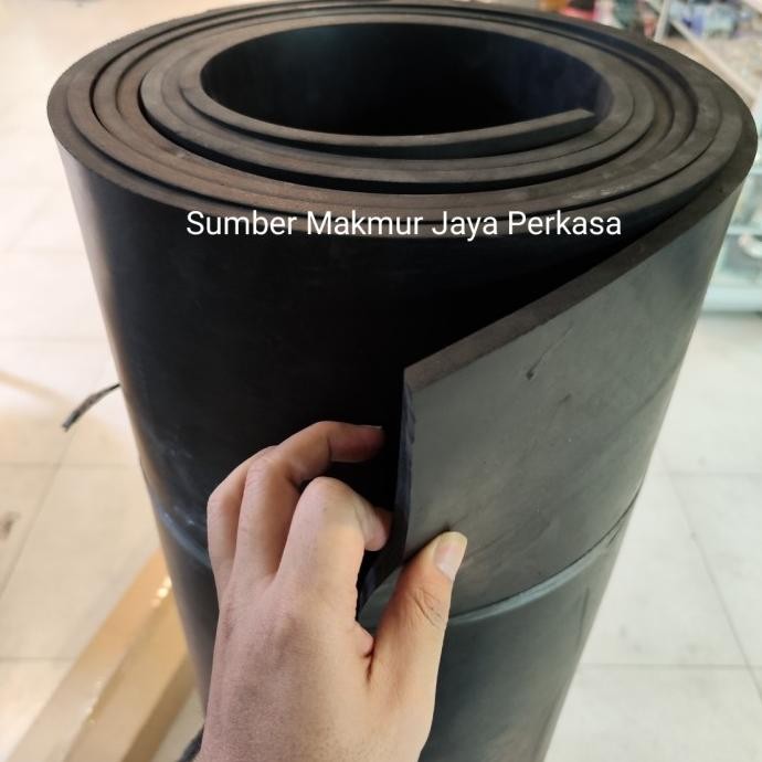 

Rubber Sheet Hitam ( Karet Hitam Lembaran ) 10Mm X 50Cm X 100Cm
