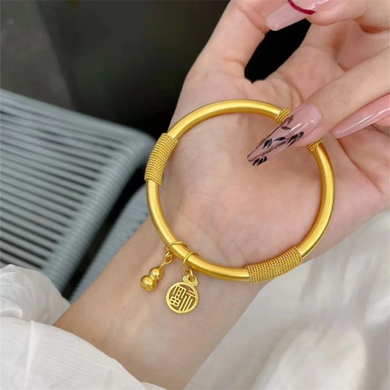 Benang Emas Melingkar Labu Kartu Ucapan Gelang Kuno Kuning Emas