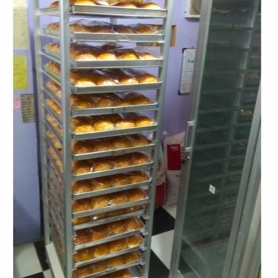 Troly Rak Loyang Roti Trolley Bakery Susun 15 Slot Pan Rak