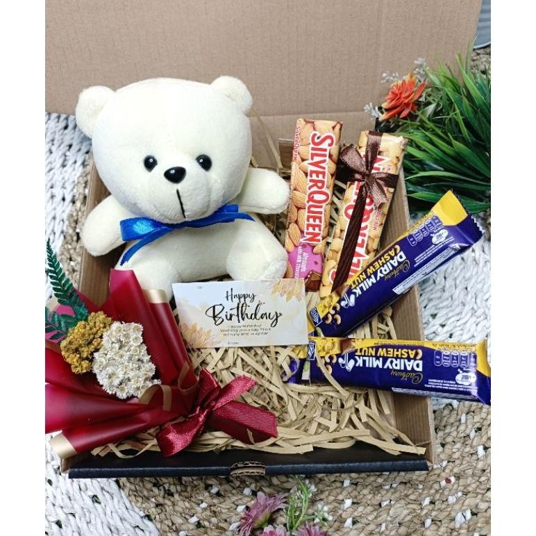

gf-5 Hampers hadiah valentine kado ulang tahun coklat boneka mini bear Sale