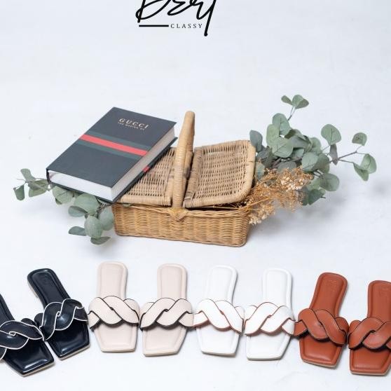 Dzrtclassy01 Sandal Teplek Wanita Kekinian Sandal Teplek Wanita Korea Sandal Wanita Kekinian 2024
