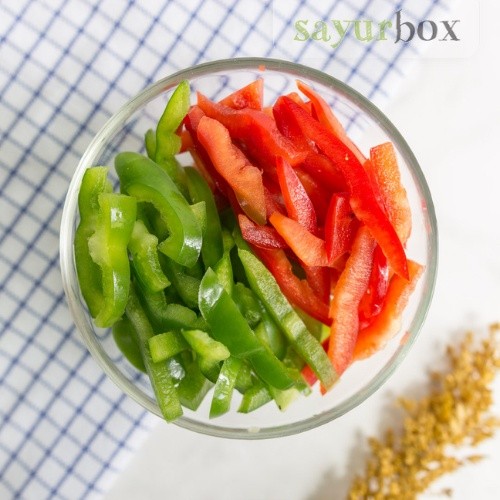 

Ijo-Ijo Kitchen Paprika Potong 250 gram Sayurbox