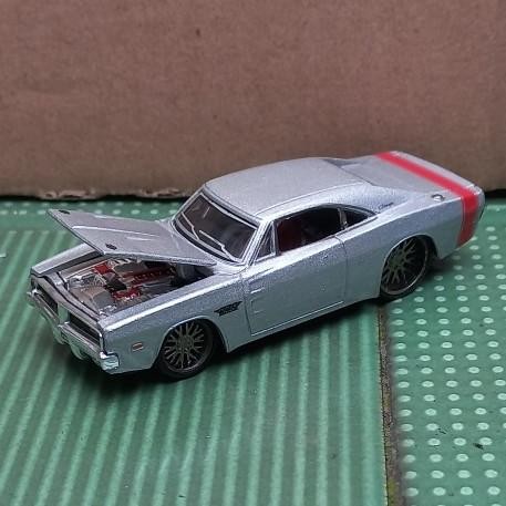 maisto 1969 dodge charger r/t pro rodz 1/64 loose