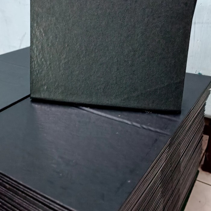 

Promo Dudukan Kalender Meja A5 Elegan