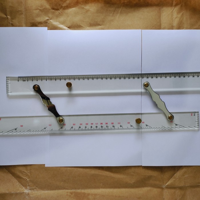 

Ready Mistar Jajar / Parallel Ruler 450 MM / 45 CM