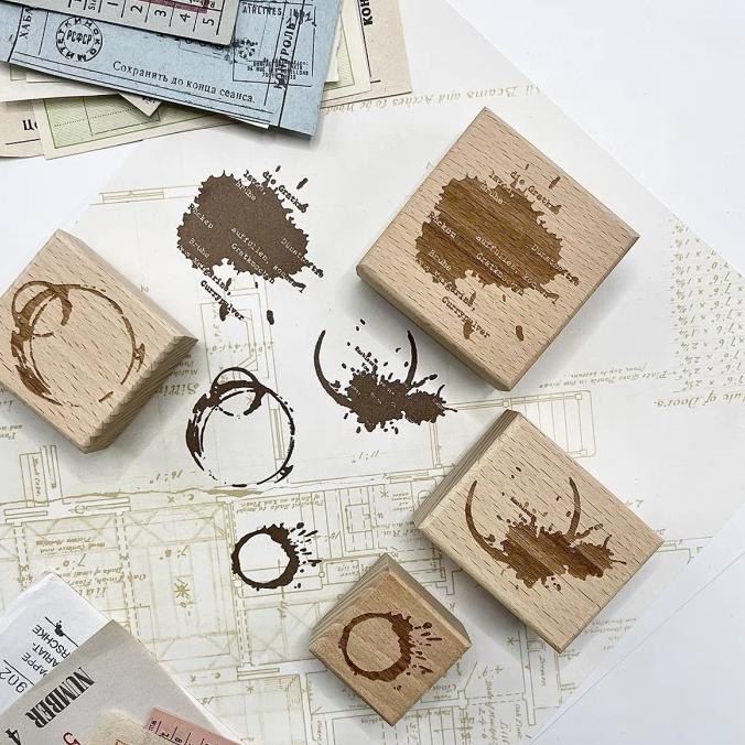 

Produk Hits Two Raccoons Rubber Stamp