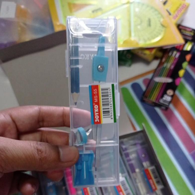 

gd-324 Paket ATK 11 barang (pengaris 4,penghapus 1,jangka 1,pensil 1,polpen 1,tipex 1,stabilo 1,rautan 1) Murah