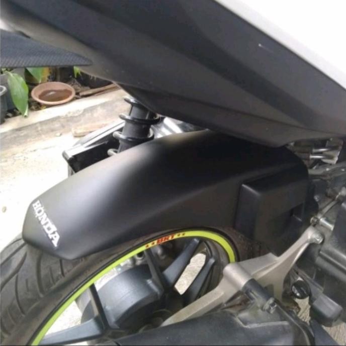 Spakbor Kolong Belakang Hugger Vario 125 150 Original