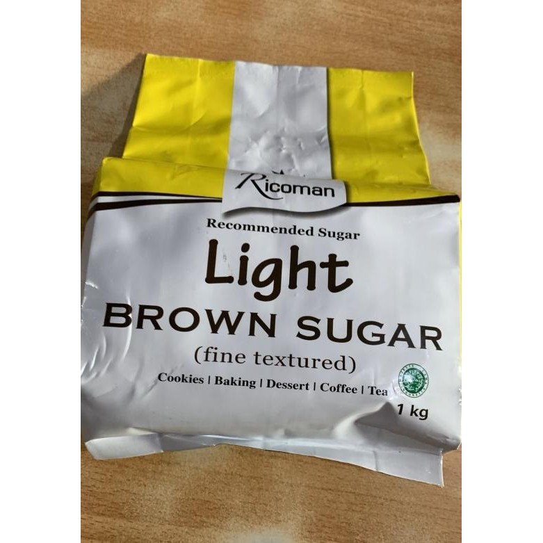 

Light Brown Sugar 1 Kg Ricoman / Gula Merah Tebu