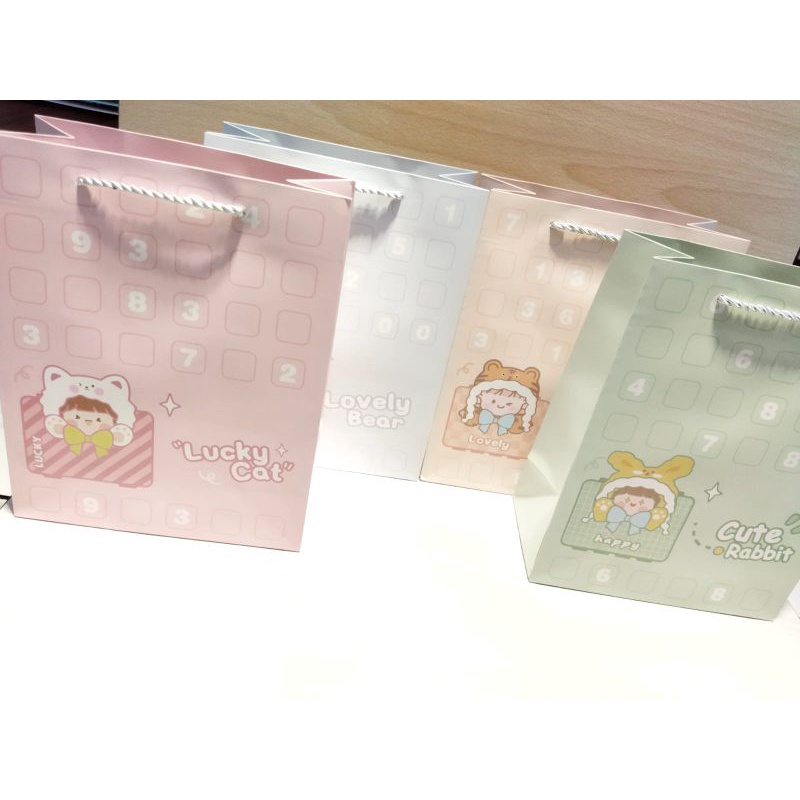 

paper bag lucu ukuran 19,5x9,5x24,5
