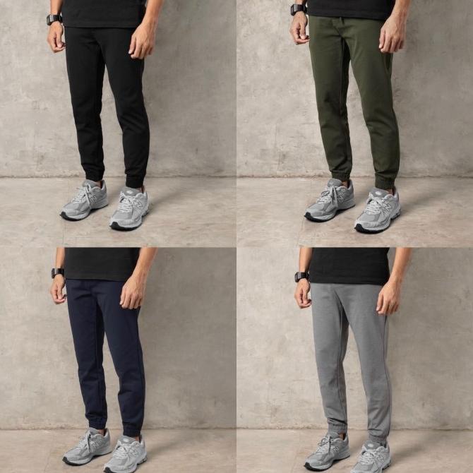 Celana Uniqlo EZY Slim Fit Jogger Pants Ultra Stretch Original Golf