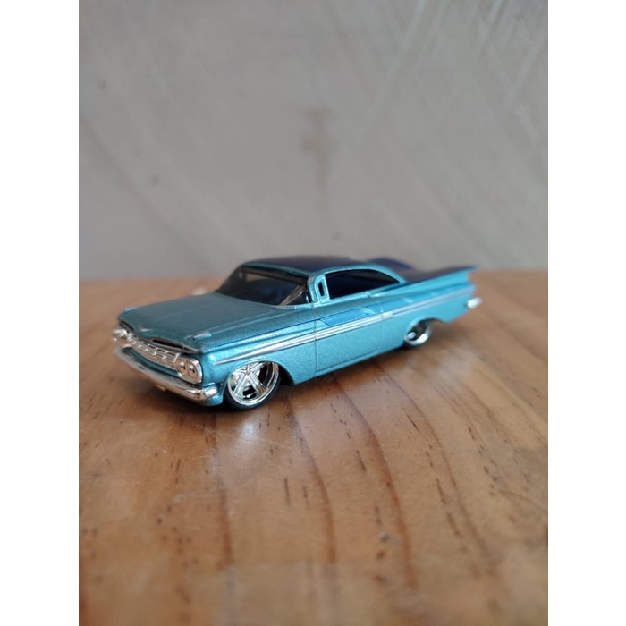 MUST HAVE LOOSE DIECAST '59 CHEVY IMPALA - HOTWHEELS TERMURAH