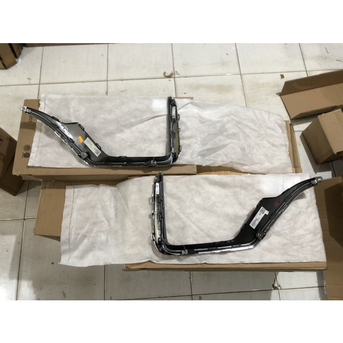 Garnish Bumper Moulding Bumper Depan CRV TURBO FACELIFT Original best deal