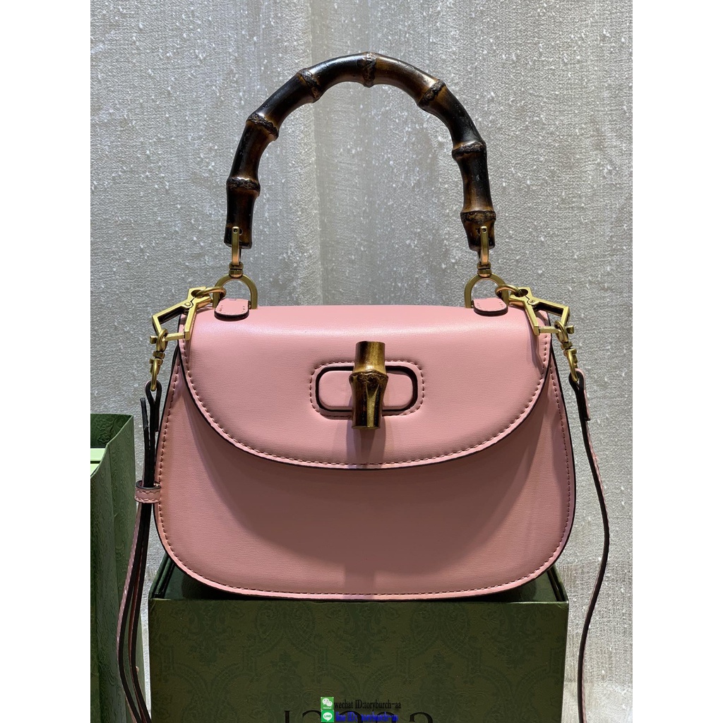 Gucci bamboo-handle handbag crossbody shoulder flap messenger saddle bag canvas underarm baguette