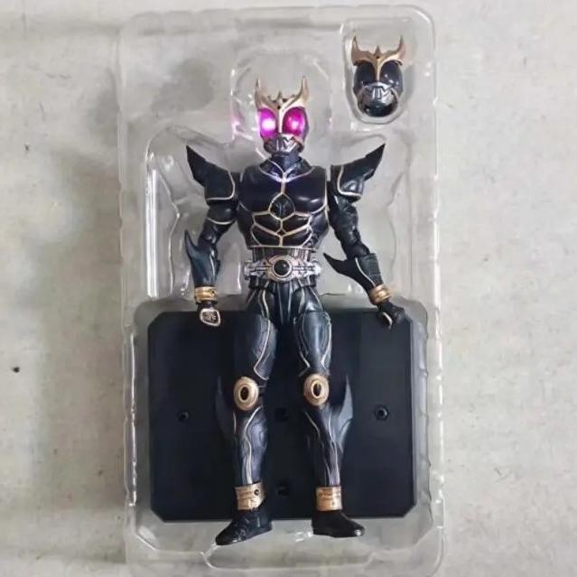 Shf Kamen Tokusatsu Rider Kuuga Ultimate Form Figure Figuarts