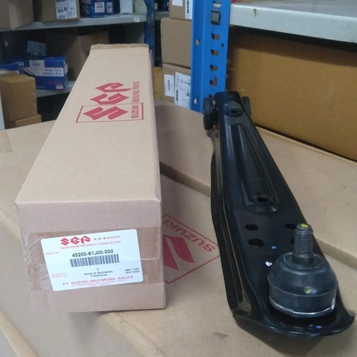 Balljoint / Sayap Mobil Suzuki Apv Asli Sgp Kode Dt 046